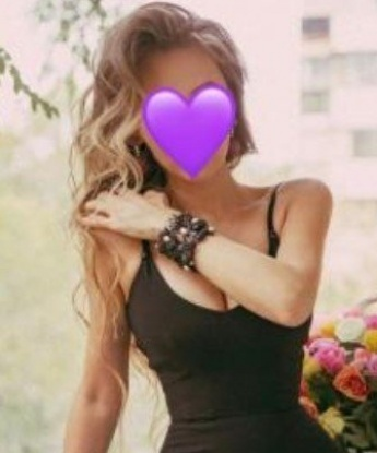 Возможно, я та, кого ты ищешь. Я предлагаю широкий спектр услуг, которые будут удовлетворять все твои тайные желания. 🌟 При встрече я смогу превратить твои фантазии в реальность. У меня есть опыт, чтобы принести тебе настоящее наслаждение и массу удовольствия. 🌹
Я воплощение женственности, страсти и сексуальности. Мой опыт и талант позволят мне удовлетворить даже самые скрытые желания. 🔥
У меня есть отличные отзывы, которые говорят о моей профессиональности и умении доставить настоящее наслаждение. ✨
Я живу в Москве, городе, который дышит страстью и возможностями. Этот город полон великолепных мест, где мы можем насладиться друг другом. 🌆
В моем профиле есть фото, чтобы ты мог оценить мою красоту и сексуальность. Если ты хочешь испытать незабываемые моменты, ты знаешь, что делать. 💋 Каролина